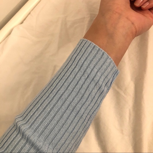 NWT soft blue crop cardigan - Picture 2 of 2